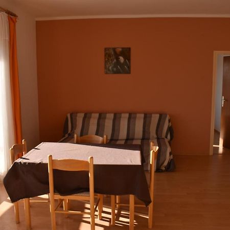 Apartmani Rade Vodice Eksteriør bilde