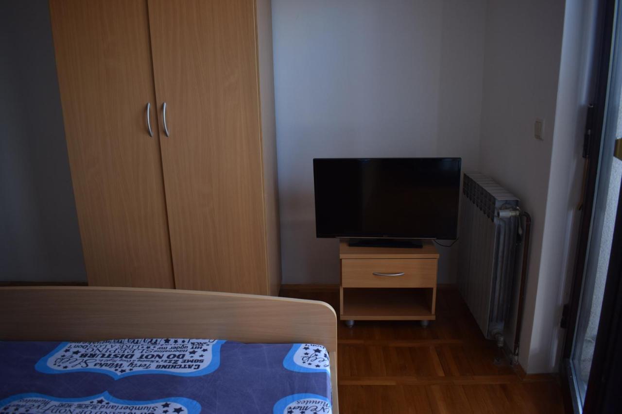 Apartmani Rade Vodice Eksteriør bilde